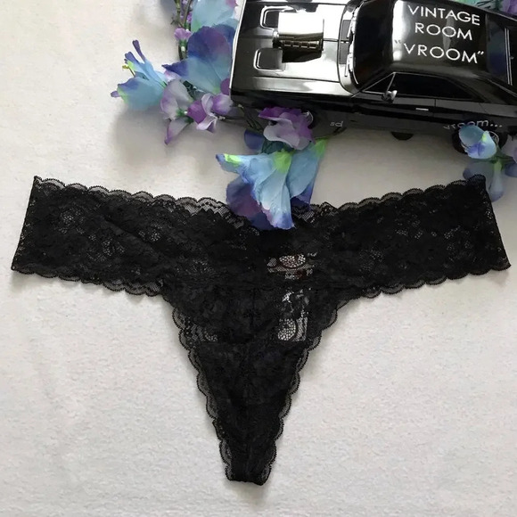Skarlett Blue and Inc International Concepts NWT 2 Thongs Bundle Women XL - Picture 2 of 12